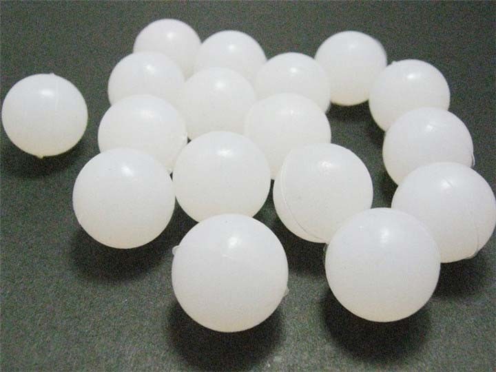 Metal Metallurgy White Rubber Ball With Holes , Silicone Juggling Balls